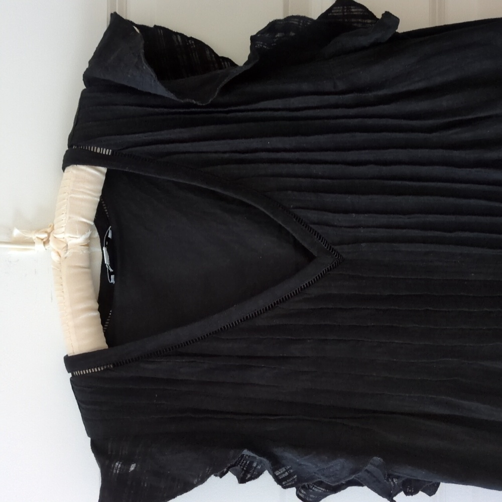 Evereve Dress Pintuck Ruffle Sleeve V Neck Ladder back lace Pockets Cotton Lined
